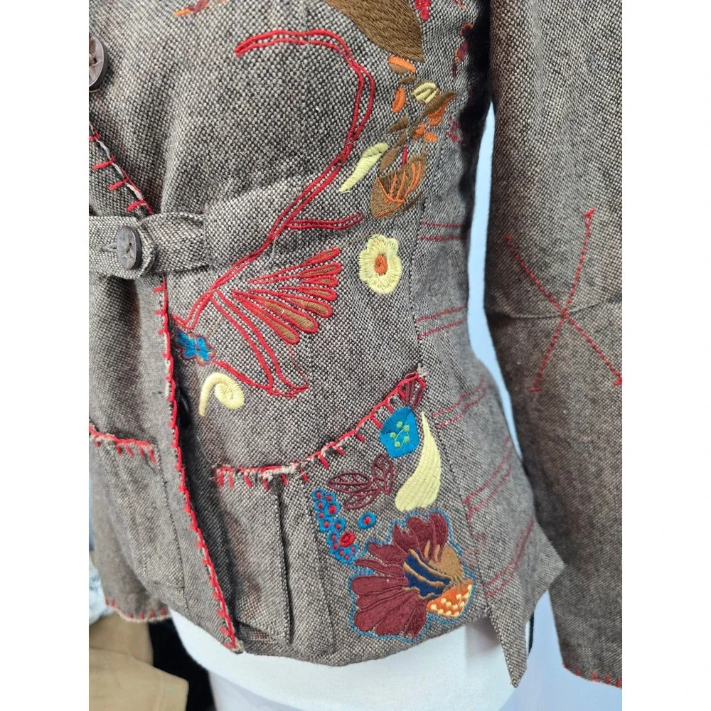 Boho Embroidered Tweed Blazer Brown Wool Blend Floral Bird Jacket Womens Small - Picture 3 of 5